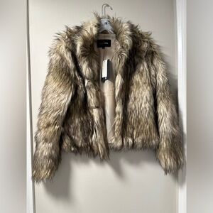 Fashion Nova Faux Fur Jacket size M NWT